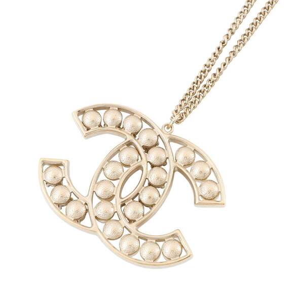 CHANEL Pearl Logo Necklace - Picture 3 of 12